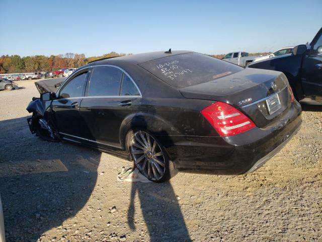 WDDNG7BB4BA387647 - 2011 MERCEDES-BENZ S 550 BLACK photo 2