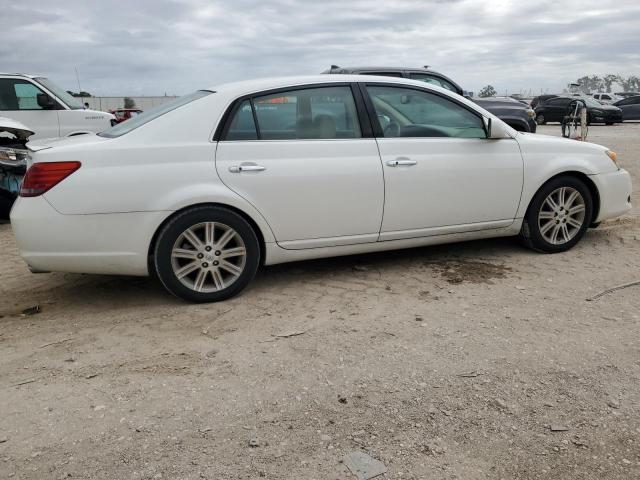 4T1BK36BX8U280751 - 2008 TOYOTA AVALON XL WHITE photo 3