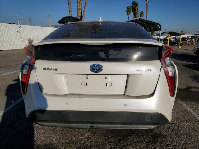 JTDKBRFU3J3058878 - 2018 TOYOTA PRIUS WHITE photo 6