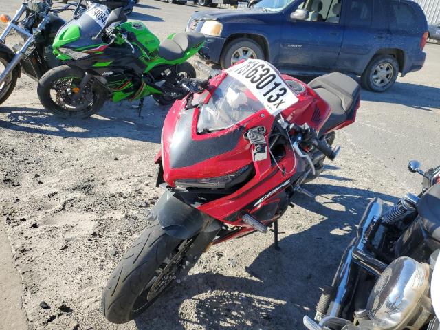 MLHRH0150P5400161 - 2023 HONDA CBR650 RA RED photo 2