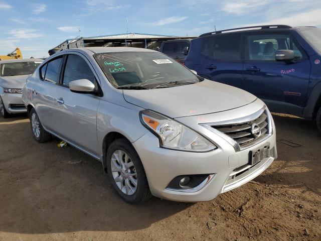 3N1CN7APXHL822499 - 2017 NISSAN VERSA S SILVER photo 4