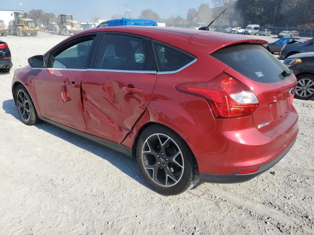 1FAHP3N25CL380889 - 2012 FORD FOCUS TITANIUM RED photo 2