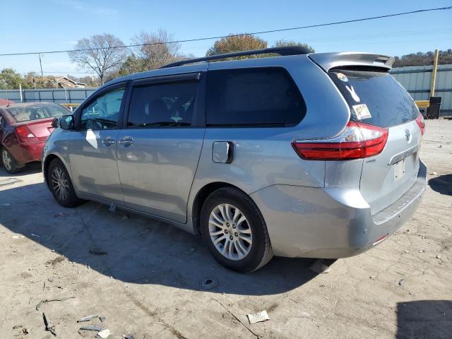 5TDYK3DCXFS622999 - 2015 TOYOTA SIENNA XLE SILVER photo 2