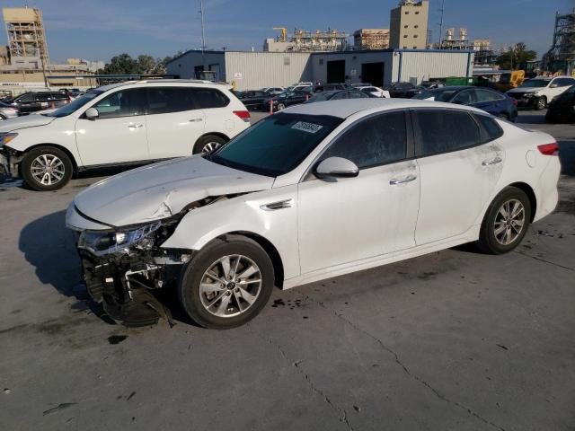 5XXGT4L31JG234148 - 2018 KIA OPTIMA LX WHITE photo 1