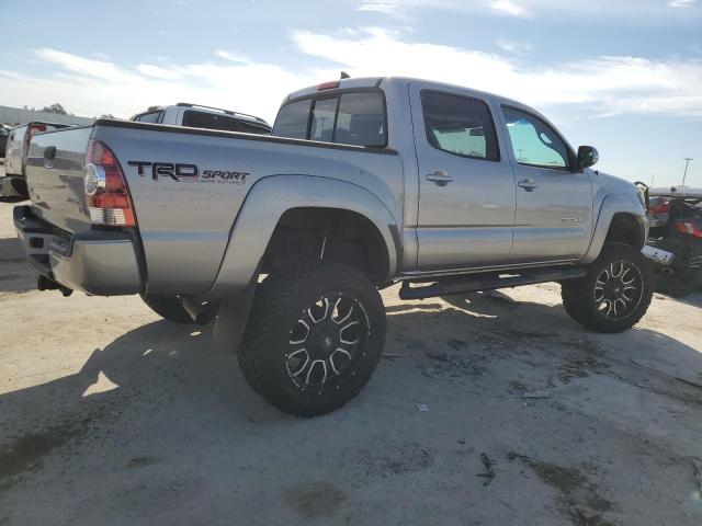 5TFJU4GN4EX062632 - 2014 TOYOTA TACOMA DOUBLE CAB PRERUNNER GRAY photo 3