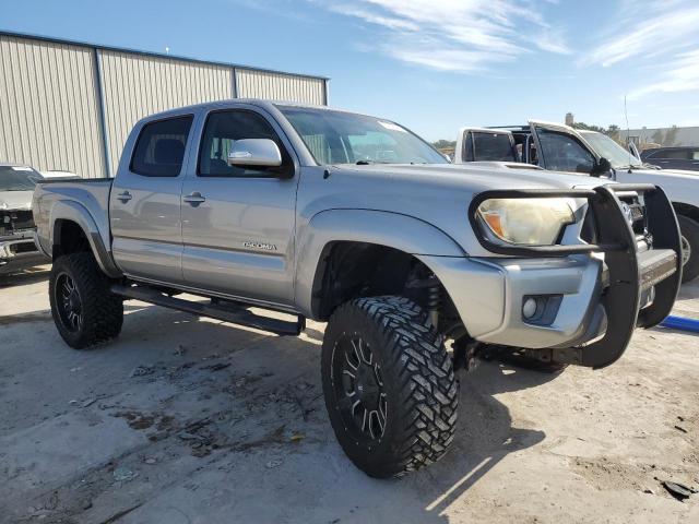 5TFJU4GN4EX062632 - 2014 TOYOTA TACOMA DOUBLE CAB PRERUNNER GRAY photo 4