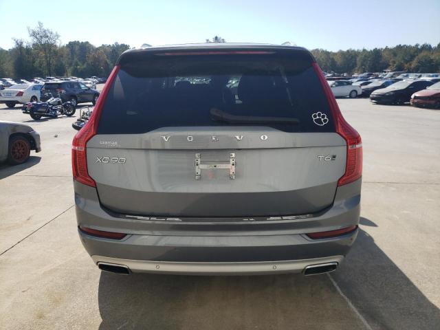 YV4A221K8L1554456 - 2020 VOLVO XC90 T6 MOMENTUM SILVER photo 6