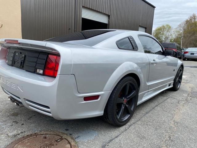 1ZVFT82H075200647 - 2007 FORD MUSTANG GT GRAY photo 4