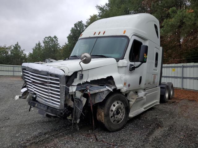 1FUJGLD6XELFV3272 - 2014 FREIGHTLINER CASCADIA 1 WHITE photo 2