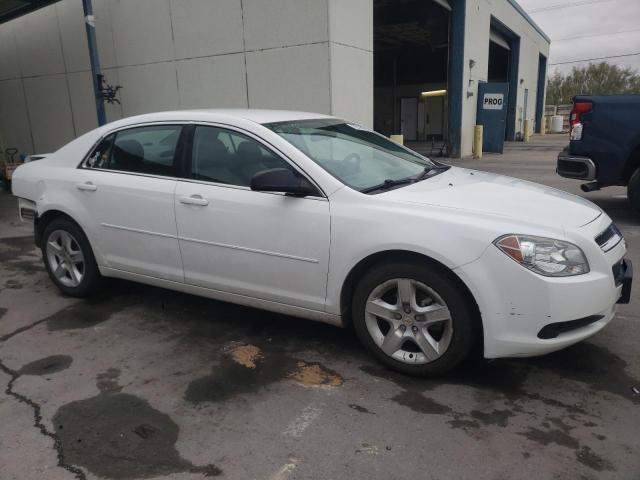 1G1ZA5EU8CF393561 - 2012 CHEVROLET MALIBU LS WHITE photo 4