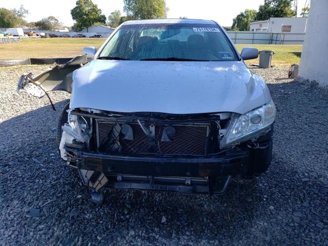 4T1BK46K49U082612 - 2009 TOYOTA CAMRY SE SILVER photo 5