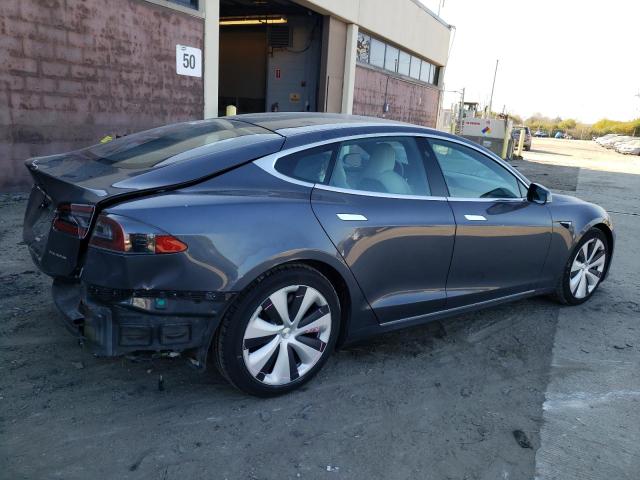5YJSA1E25LF416749 - 2020 TESLA MODEL S GRAY photo 3