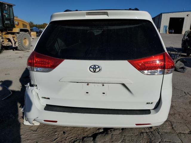 5TDYK3DC9BS142043 - 2011 TOYOTA SIENNA XLE WHITE photo 6