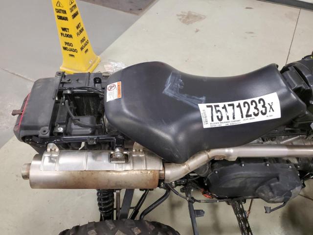 5SADW11H3M7100247 - 2021 SUZUKI LT-A750 XPZ BLACK photo 6