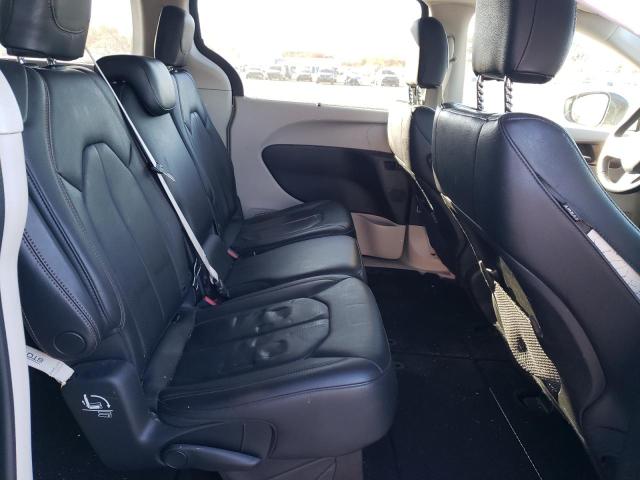 2C4RC1BG5JR306763 - 2018 CHRYSLER PACIFICA TOURING L GRAY photo 11