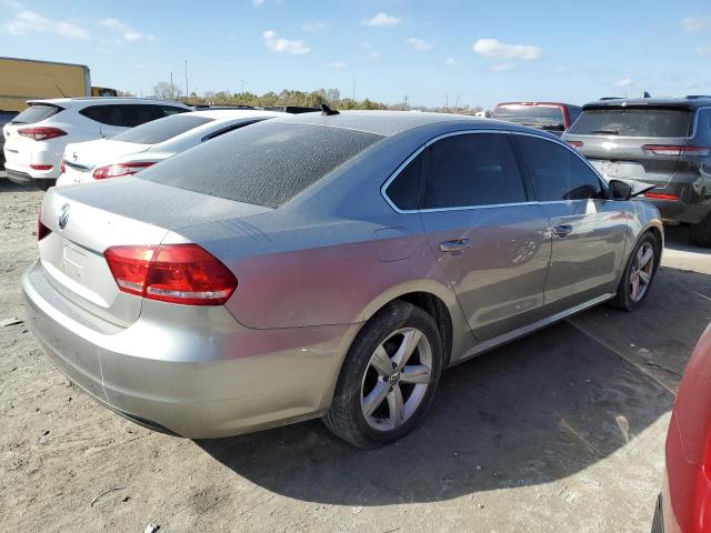 1VWBP7A35DC069385 - 2013 VOLKSWAGEN PASSAT SE SILVER photo 3