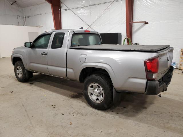 5TFSX5EN2JX063387 - 2018 TOYOTA TACOMA ACCESS CAB SILVER photo 2