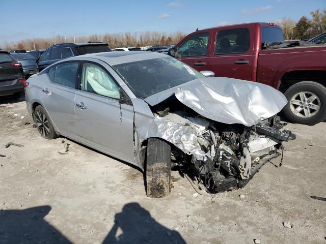 1N4BL4EW7KC136881 - 2019 NISSAN ALTIMA SL SILVER photo 4