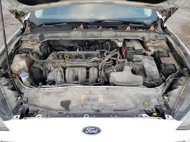 3FA6P0H74HR224977 - 2017 FORD FUSION SE WHITE photo 11