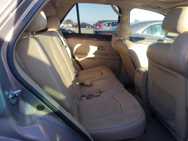 1GYEE637180114579 - 2008 CADILLAC SRX GOLD photo 11