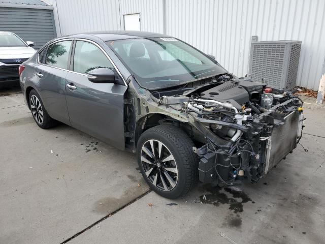 1N4AL3AP1JC175601 - 2018 NISSAN ALTIMA 2.5 GRAY photo 4