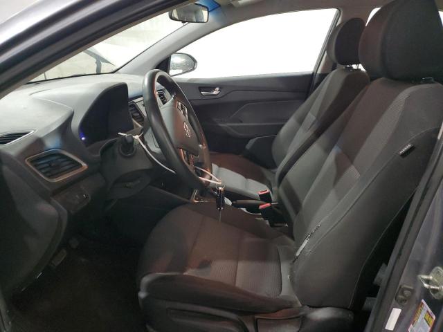 3KPC24A36JE028188 - 2018 HYUNDAI ACCENT SE Серый фото 7