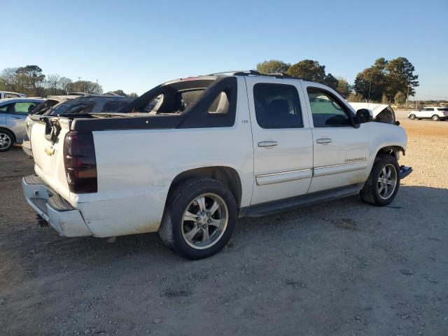 3GNEC12J97G106467 - 2007 CHEVROLET AVALANCHE C1500 WHITE photo 3