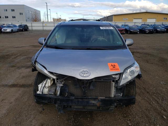 5TDDK3DC4CS034638 - 2012 TOYOTA SIENNA XLE SILVER photo 5