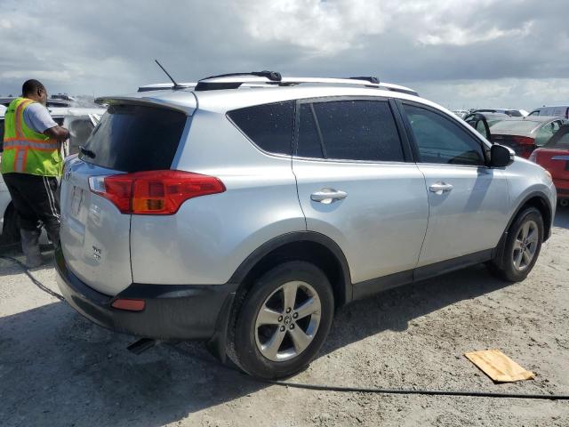 JTMRFREV7FJ040304 - 2015 TOYOTA RAV4 XLE SILVER photo 3