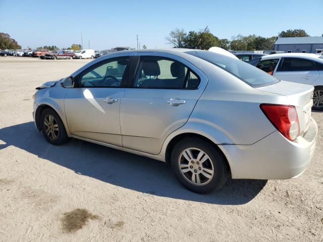 1G1JB5SH2C4131502 - 2012 CHEVROLET SONIC LS 银色 照片 2