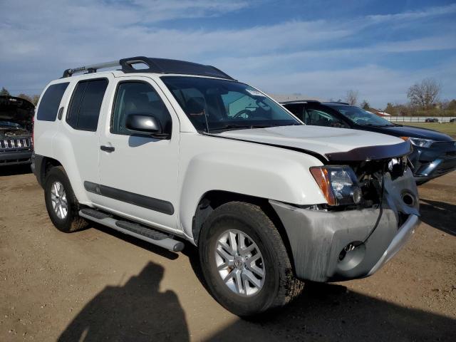 5N1AN0NU6FN651321 - 2015 NISSAN XTERRA X WHITE photo 4