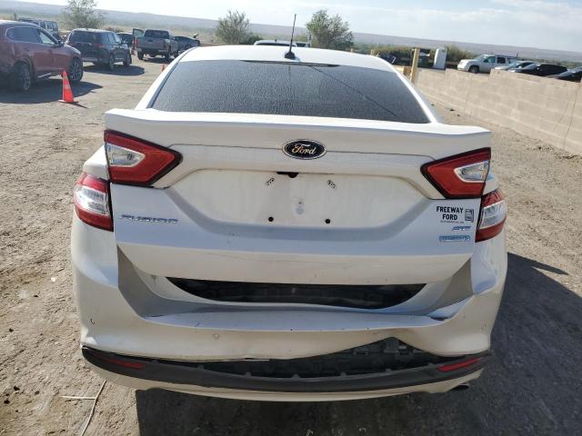 3FA6P0HD5GR246622 - 2016 FORD FUSION SE WHITE photo 6