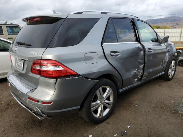 4JGDA5HB8CA026518 - 2012 MERCEDES-BENZ ML 350 4MATIC SILVER photo 3