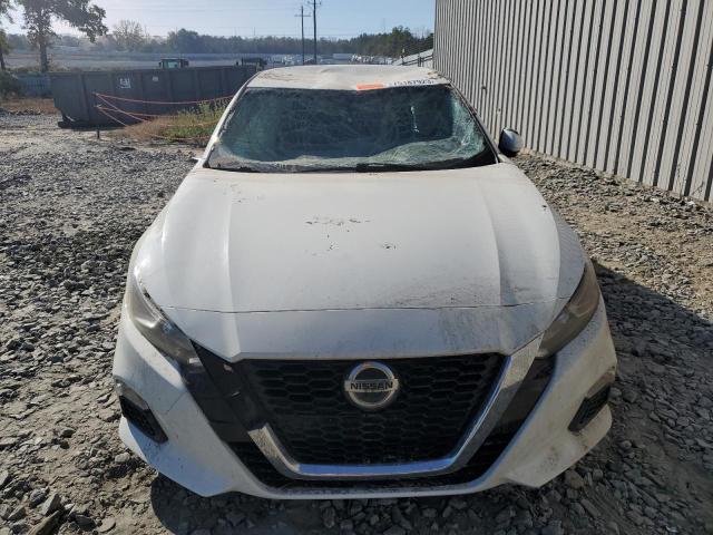 1N4BL4BV6LC225449 - 2020 NISSAN ALTIMA S WHITE photo 5