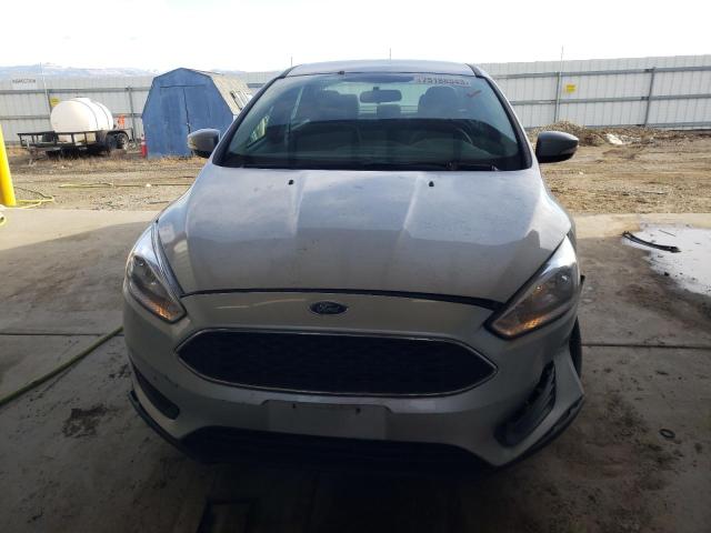 1FADP3F20HL333631 - 2017 FORD FOCUS SE SILVER photo 5