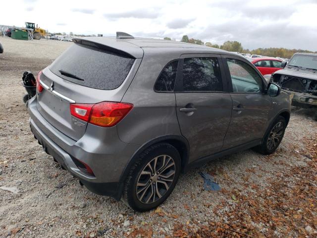 JA4AP3AU6JU016565 - 2018 MITSUBISHI OUTLANDER ES GRAY photo 3