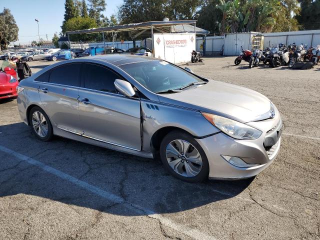 KMHEC4A40DA066050 - 2013 HYUNDAI SONATA HYBRID SILVER photo 4