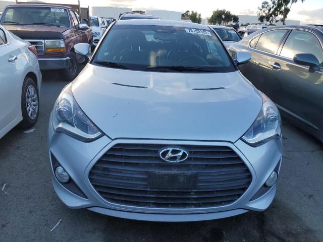 KMHTC6AE5FU234858 - 2015 HYUNDAI VELOSTER TURBO SILVER photo 5