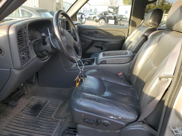 1GCGK23U74F210133 - 2004 CHEVROLET SILVERADO K2500 GRAY photo 7