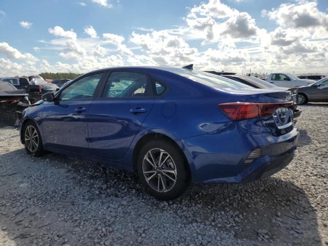 3KPF24AD4PE641294 - 2023 KIA FORTE LX BLUE photo 2