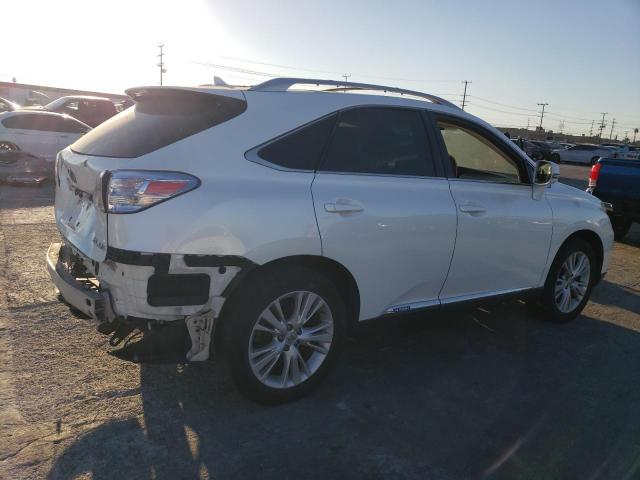 JTJBC1BA0B2417781 - 2011 LEXUS RX 450 WHITE photo 3