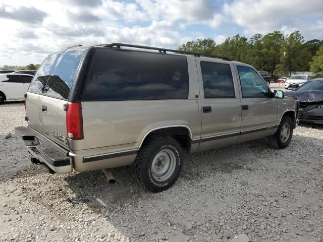 3GNEC16R9XG106971 - 1999 CHEVROLET SUBURBAN C1500 TAN photo 3