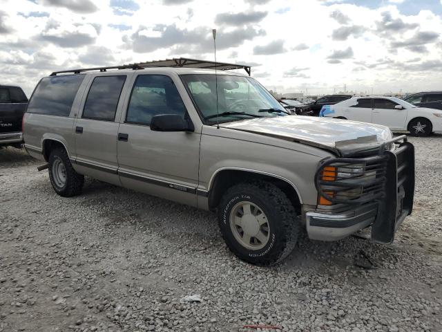 3GNEC16R9XG106971 - 1999 CHEVROLET SUBURBAN C1500 TAN photo 4