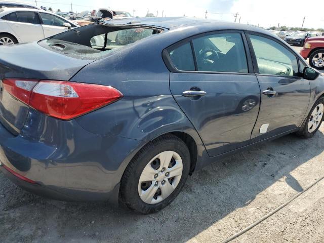 KNAFK4A61G5613060 - 2016 KIA FORTE LX GRAY photo 3