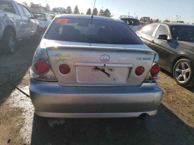 JTHBD192220053341 - 2002 LEXUS IS 300 SILVER photo 6