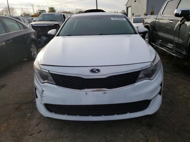 5XXGT4L38JG254039 - 2018 KIA OPTIMA LX WHITE photo 5