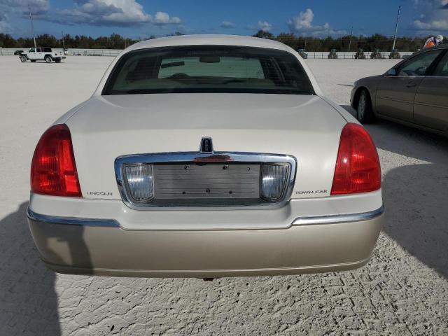 1LNHM82W07Y613556 - 2007 LINCOLN TOWN CAR SIGNATURE LIMITED WHITE photo 6