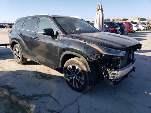 5TDGZRAH8MS531964 - 2021 TOYOTA HIGHLANDER XLE BLACK photo 4