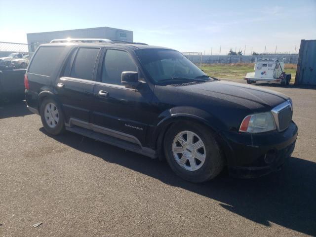 5LMFU27R23LJ30999 - 2003 LINCOLN NAVIGATOR BLACK photo 4