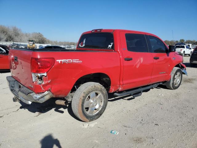 5TFDV54138X059470 - 2008 TOYOTA TUNDRA CREWMAX RED photo 3